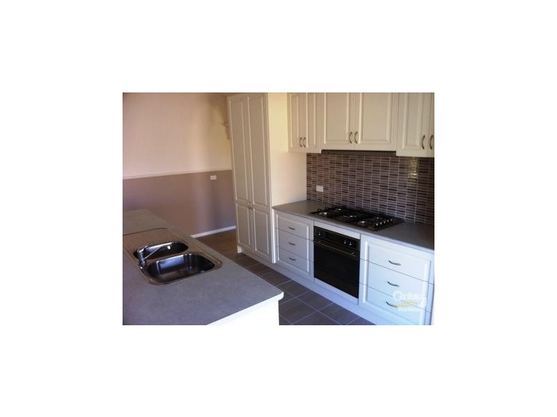 12 Mallett Grove, Lyndhurst VIC 3975