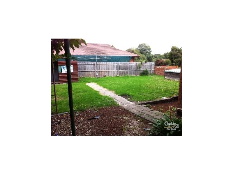 2 COTHAM SQ, Hampton Park VIC 3976