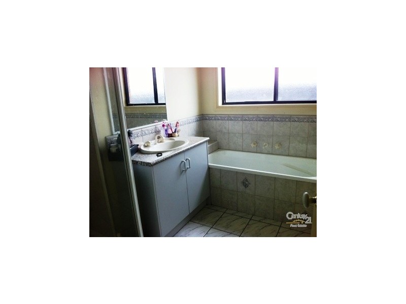 19 Mingay Court, Cranbourne West VIC 3977