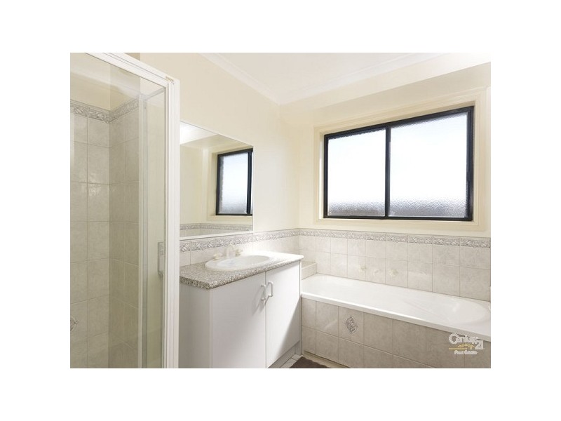 19 Mingay Court, Cranbourne West VIC 3977