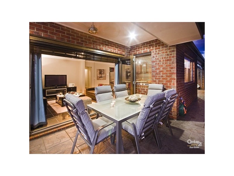 24 Island Circuit, Lyndhurst VIC 3975