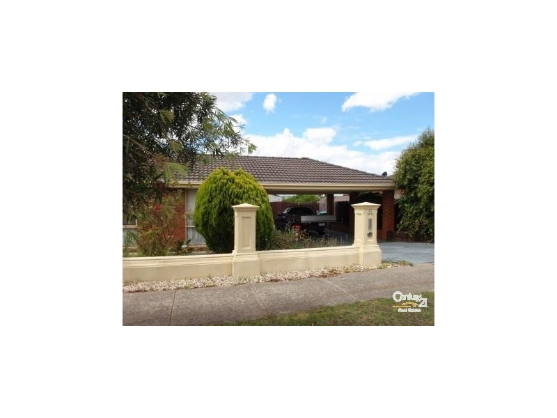 51 Huntington Drive, Hampton Park VIC 3976
