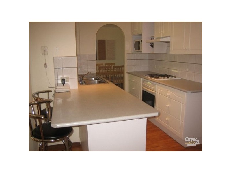 13 Strong Drive, Hampton Park VIC 3976