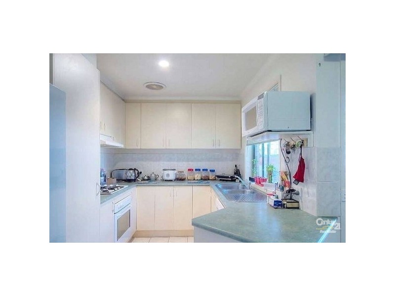 11 Macleod Way, Lynbrook VIC 3975