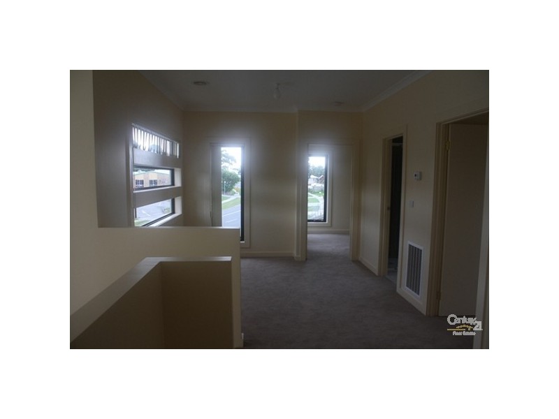 1/39-41 Coral Drive, Hampton Park VIC 3976