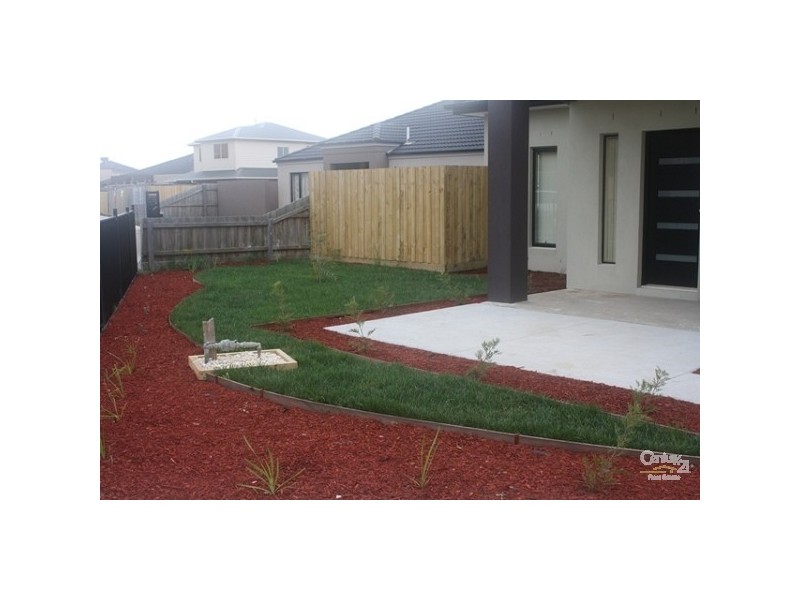 1/39-41 Coral Drive, Hampton Park VIC 3976
