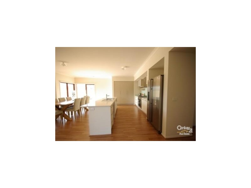 75 MELINGTON DRIVE, Lyndhurst VIC 3975