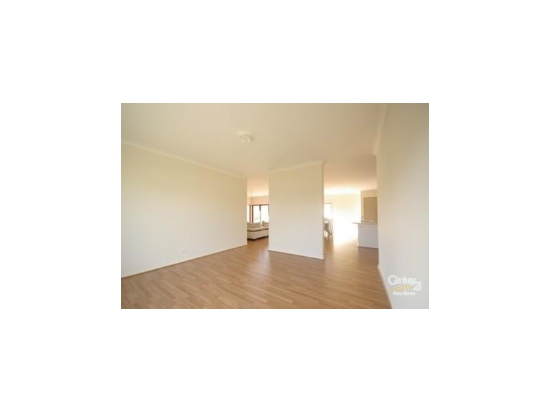 75 MELINGTON DRIVE, Lyndhurst VIC 3975