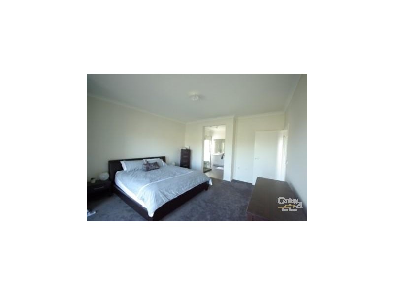 75 MELINGTON DRIVE, Lyndhurst VIC 3975