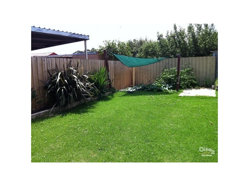 23 Somerville Road, Hampton Park VIC 3976