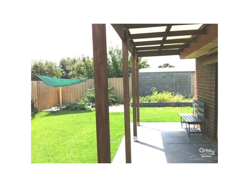 23 Somerville Road, Hampton Park VIC 3976