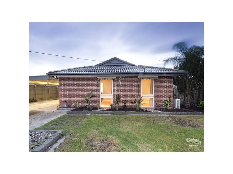 1 Mark Court, Hampton Park VIC 3976