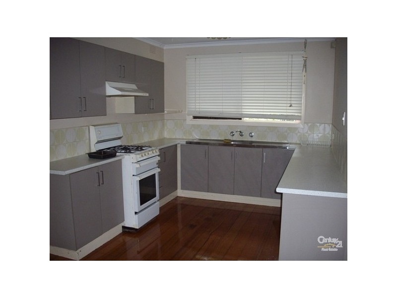 6 Ellery Court, Cranbourne North VIC 3977