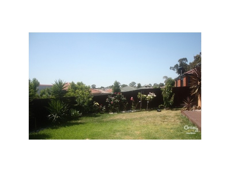 1 Niagara Court, Hampton Park VIC 3976