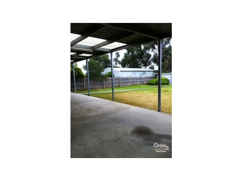 17 Blackwood Drive, Hampton Park VIC 3976