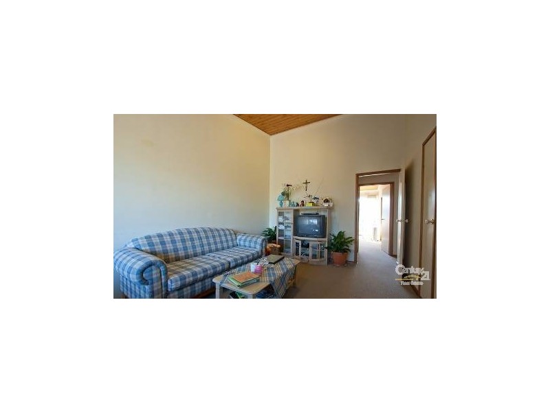 8/14 Shrives Road, Narre Warren South VIC 3805