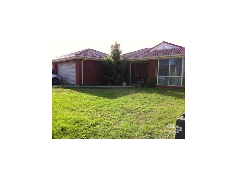 42 Bluegum Way, Hampton Park VIC 3976