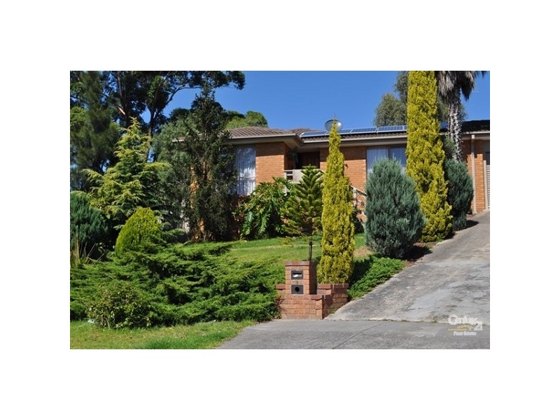 4 Caroline Place, Hampton Park VIC 3976
