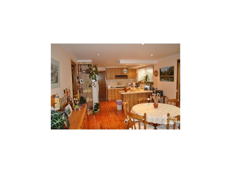 4 Caroline Place, Hampton Park VIC 3976