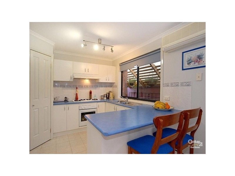 23 Sir Thomas Drive, Pakenham VIC 3810