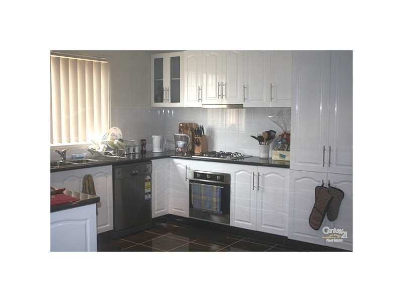 33b Pomegranate Way, Pakenham VIC 3810