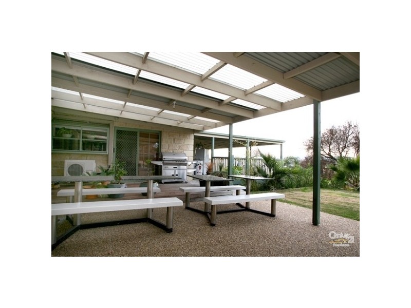 2 Halcyon Way, Narre Warren VIC 3805