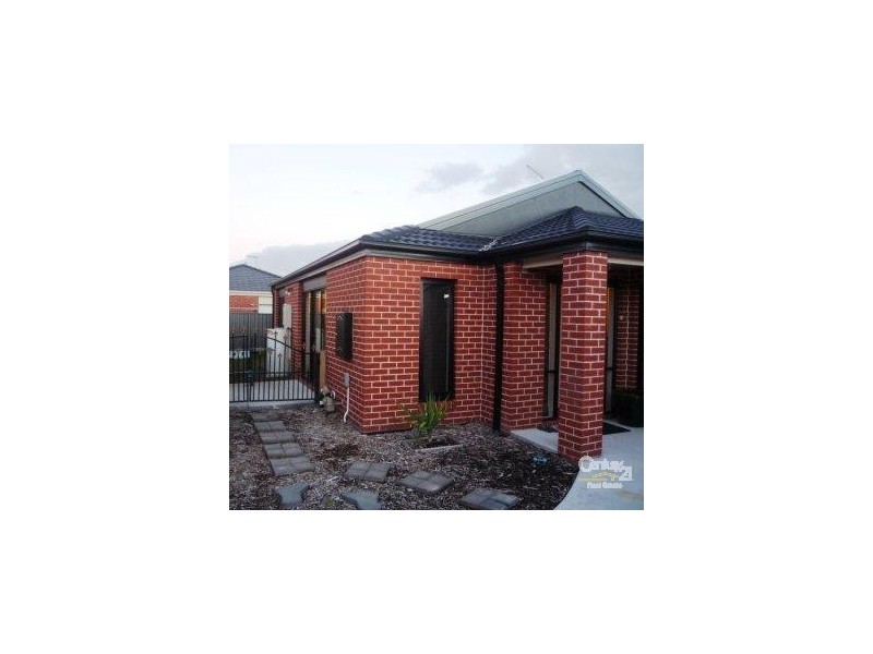 32a Pomegranate Way, Pakenham VIC 3810