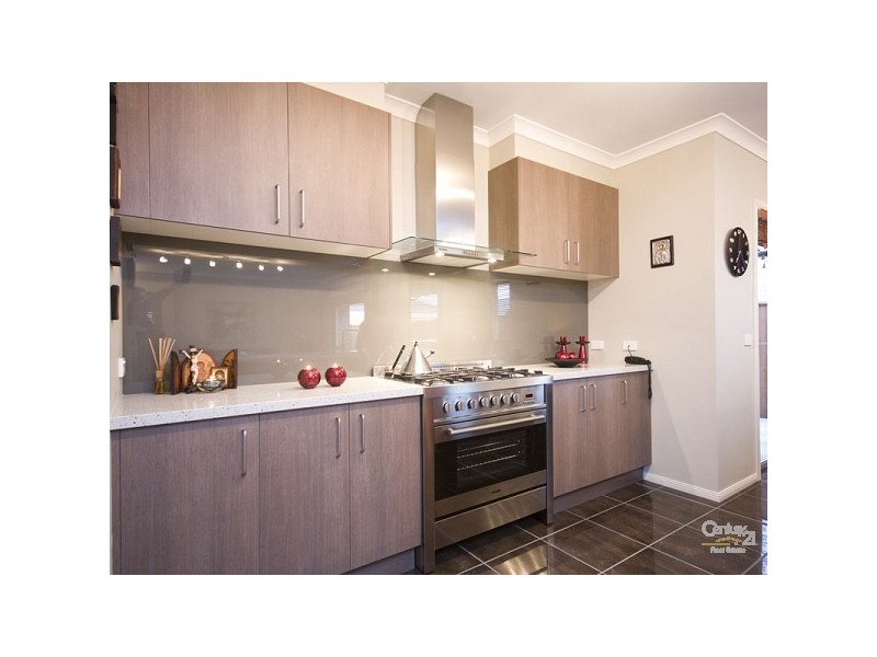 24 Island Circuit, Lyndhurst VIC 3975