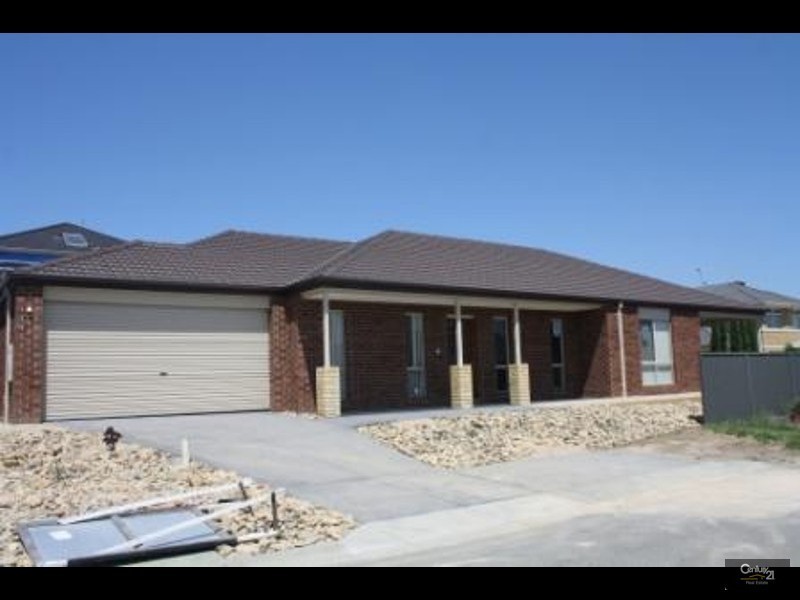 Lot 975 Lawrence Close, Pakenham VIC 3810