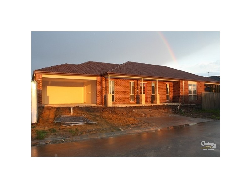 Lot 975 Lawrence Close, Pakenham VIC 3810