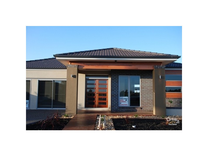 40 Wild Scotchman Way, Cranbourne East VIC 3977