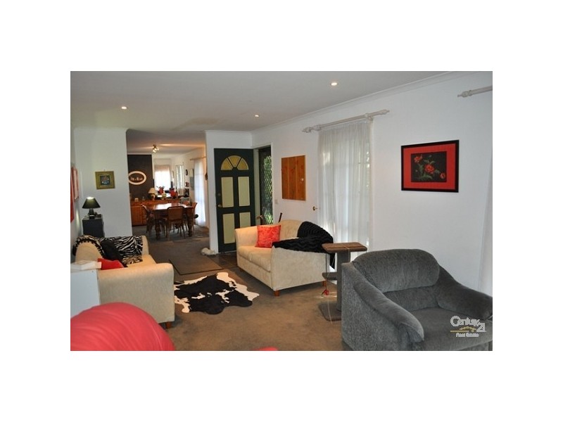 5 Ashford Close, Hampton Park VIC 3976