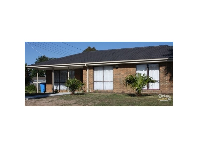 7 General Joshua Drive, Hampton Park VIC 3976