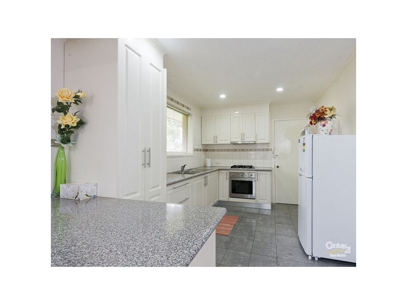 Unit1/4 Louis Avenue, Dandenong VIC 3175
