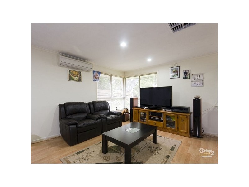 Unit1/4 Louis Avenue, Dandenong VIC 3175