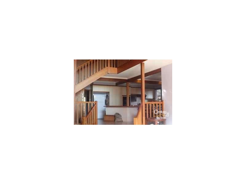 65 Somerville Road, Hampton Park VIC 3976