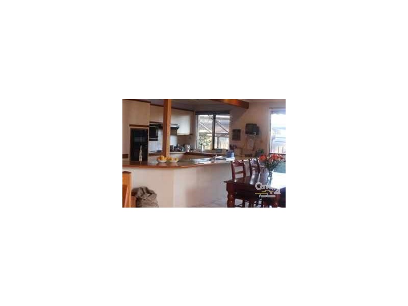 65 Somerville Road, Hampton Park VIC 3976