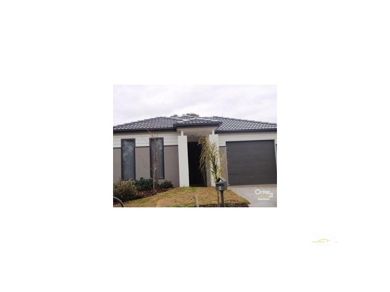 6 Versace Court, Pakenham VIC 3810