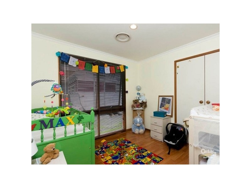 28 Beckington Crescent, Hampton Park VIC 3976