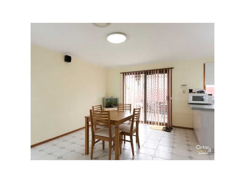 28 Beckington Crescent, Hampton Park VIC 3976