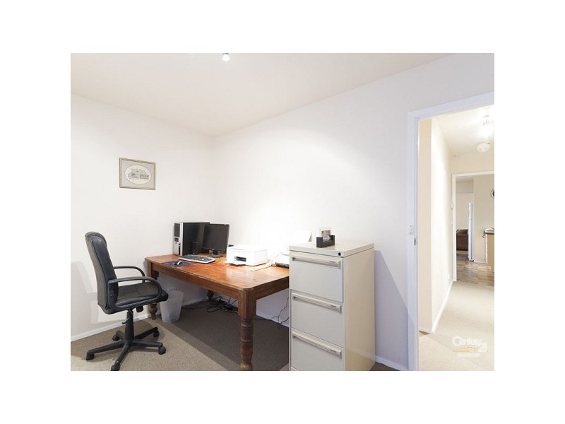 1 Mark Court, Hampton Park VIC 3976