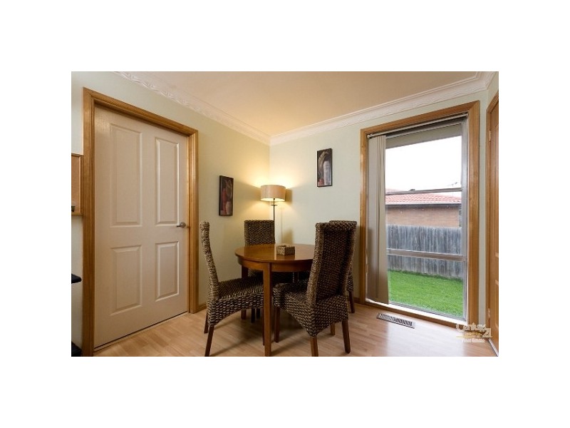 9 Hallam Road, Hampton Park VIC 3976