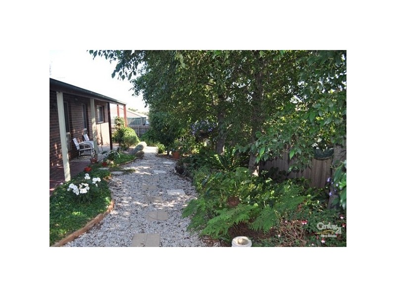 5 Ashford Close, Hampton Park VIC 3976