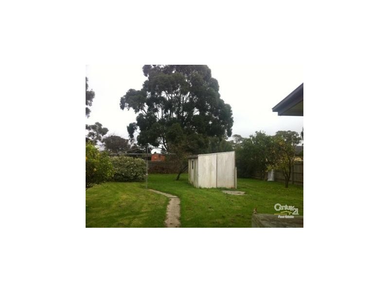 23 Hallam Road, Hampton Park VIC 3976