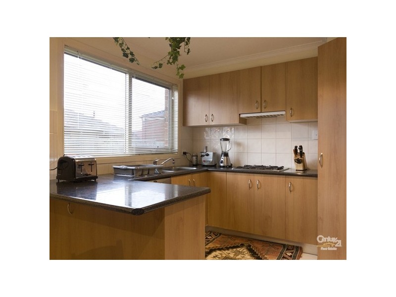 10 Prime Court, Berwick VIC 3806