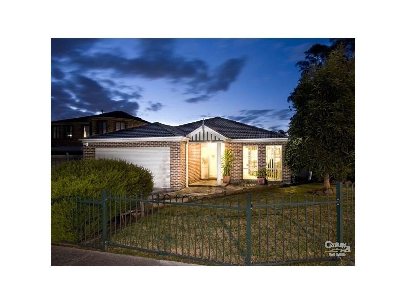 42 Branton Drive, Hampton Park VIC 3976