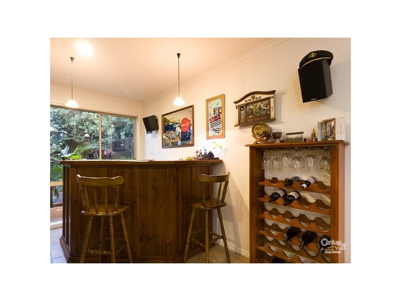 42 Branton Drive, Hampton Park VIC 3976