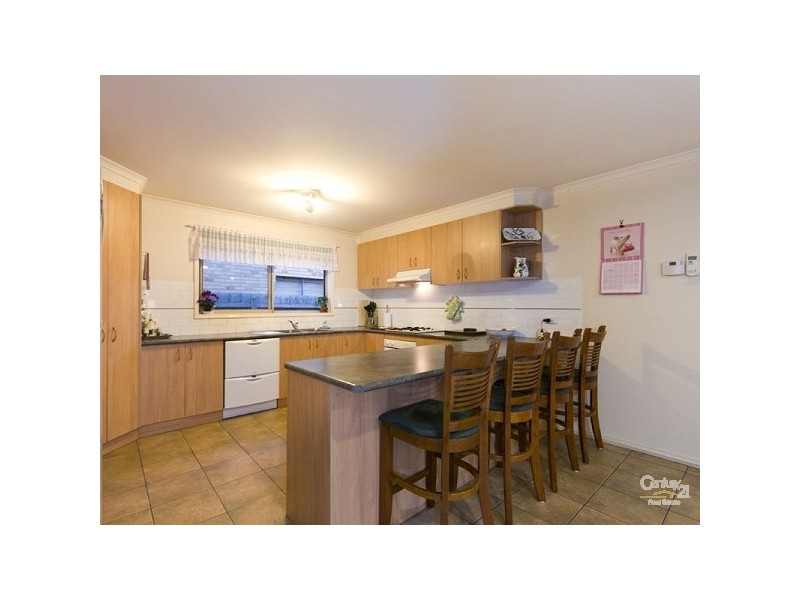 42 Branton Drive, Hampton Park VIC 3976