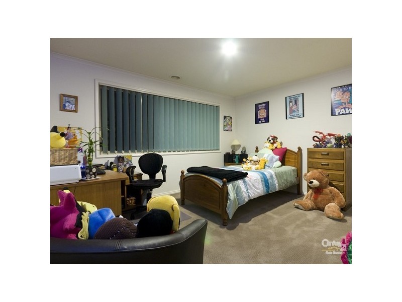 42 Branton Drive, Hampton Park VIC 3976