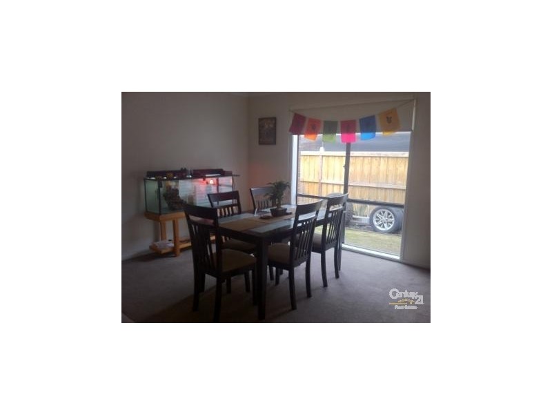 99 Brookwater Pde, Lyndhurst VIC 3975